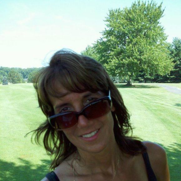 Meet your Posher, Cheryl - Picture 1 of 1